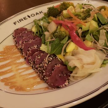 Fire & Oak - Sesame tuna salad - New American Near Me - Montvale, New Jersey