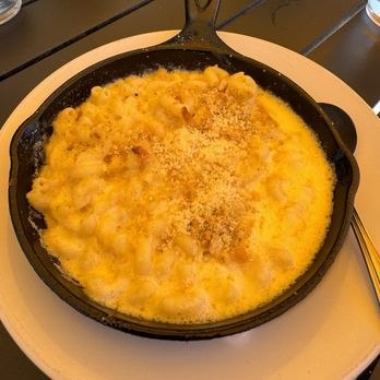 Bellevue Brewing Company - Spring District Brewpub - Mac & Cheese - Brewpubs Near Me - Bellevue, Washington