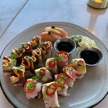 Shorebird - Balboa, Catalina rolls and nigiri. - Breakfast & Brunch Near Me - Sedona, Arizona Shorebird - Balboa, Catalina rolls and nigiri. - Breakfast & Brunch Near Me - Sedona, Arizona