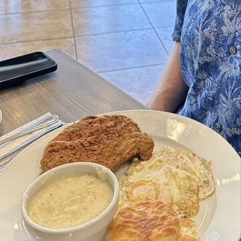 Mr B's Southern Kitchen - Fried Porkchop breakfast - Soul Food Near Me - Tampa, Florida