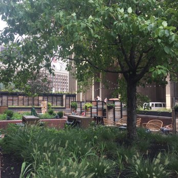 Boston Seasons - Seating area - Beer Gardens Near Me - Boston, Massachusetts