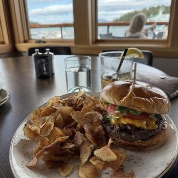 Downriggers - Downriggers Burger* *** - American Near Me - Friday Harbor, Washington Downriggers - Downriggers Burger* *** - American Near Me - Friday Harbor, Washington