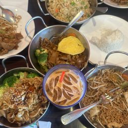Pad Thai Chow Mein Teriyaki Chicken Pad Thai Chow Mein Teriyaki Chicken