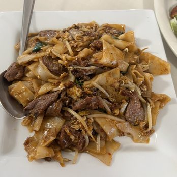 Thai Bistro Suksabay - Lookfun Pad Thai Noodle - Thai Near Me - Aiea, Hawaii Thai Bistro Suksabay - Lookfun Pad Thai Noodle - Thai Near Me - Aiea, Hawaii