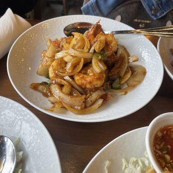 Chef Burma - Shrimp in garlic sauce - Burmese Near Me - Sacramento, California Chef Burma - Shrimp in garlic sauce - Burmese Near Me - Sacramento, California
