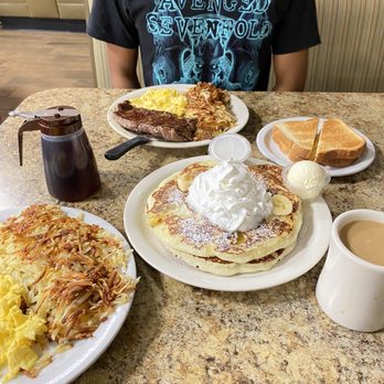 Carolyn's Cafe - Breakfast & Brunch Near Me - Redlands, California Carolyn's Cafe - Breakfast & Brunch Near Me - Redlands, California