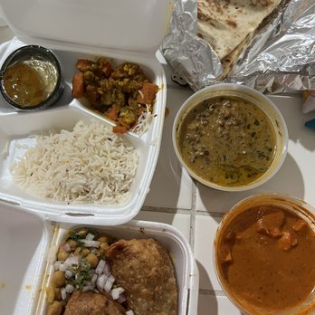 Chaat Kafe - Samosas, Dal Makhani a la Carte, Butter Chicken Dinner - Indian Near Me - Sacramento, California