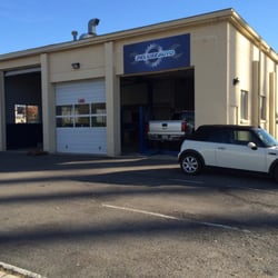 Deluxe Auto Service & Repair