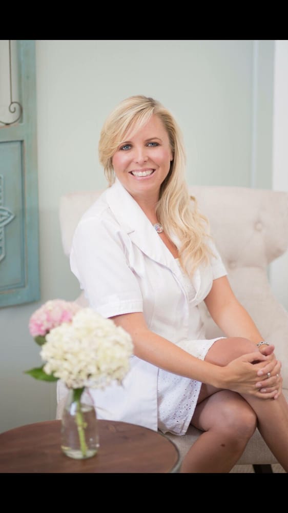 Melissa Carlson - A Skincare & Waxing Studio Logo
