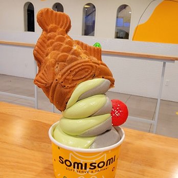 Somisomi - Matcha/Black Sesame Swirl. Yum!! - Ice Cream & Frozen Yogurt Near Me - Fullerton, California Somisomi - Matcha/Black Sesame Swirl. Yum!! - Ice Cream & Frozen Yogurt Near Me - Fullerton, California