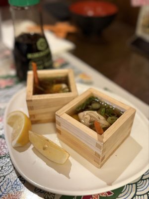 Noshi Sushi by null