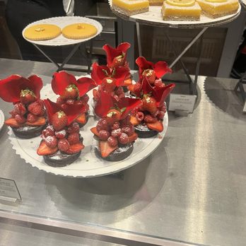 Extraordinary Desserts - Bakeries Near Me - San Diego, California Extraordinary Desserts - Bakeries Near Me - San Diego, California
