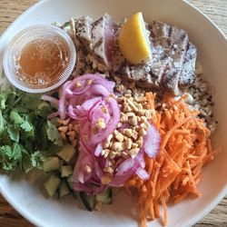 Modern Market Eatery - Lemongrass tuna