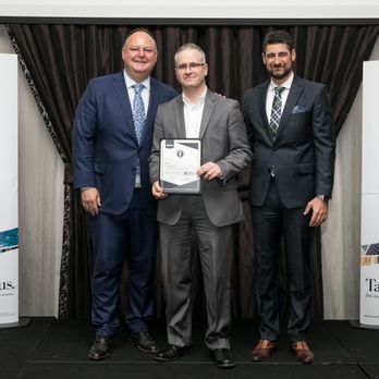 The Rob Campbell Mortgage Team - Rob receiving his 2018 Presidents Club award from Verico Management - Mortgage Brokers Near Me - Guelph, Ontario The Rob Campbell Mortgage Team - Rob receiving his 2018 Presidents Club award from Verico Management - Mortgage Brokers Near Me - Guelph, Ontario