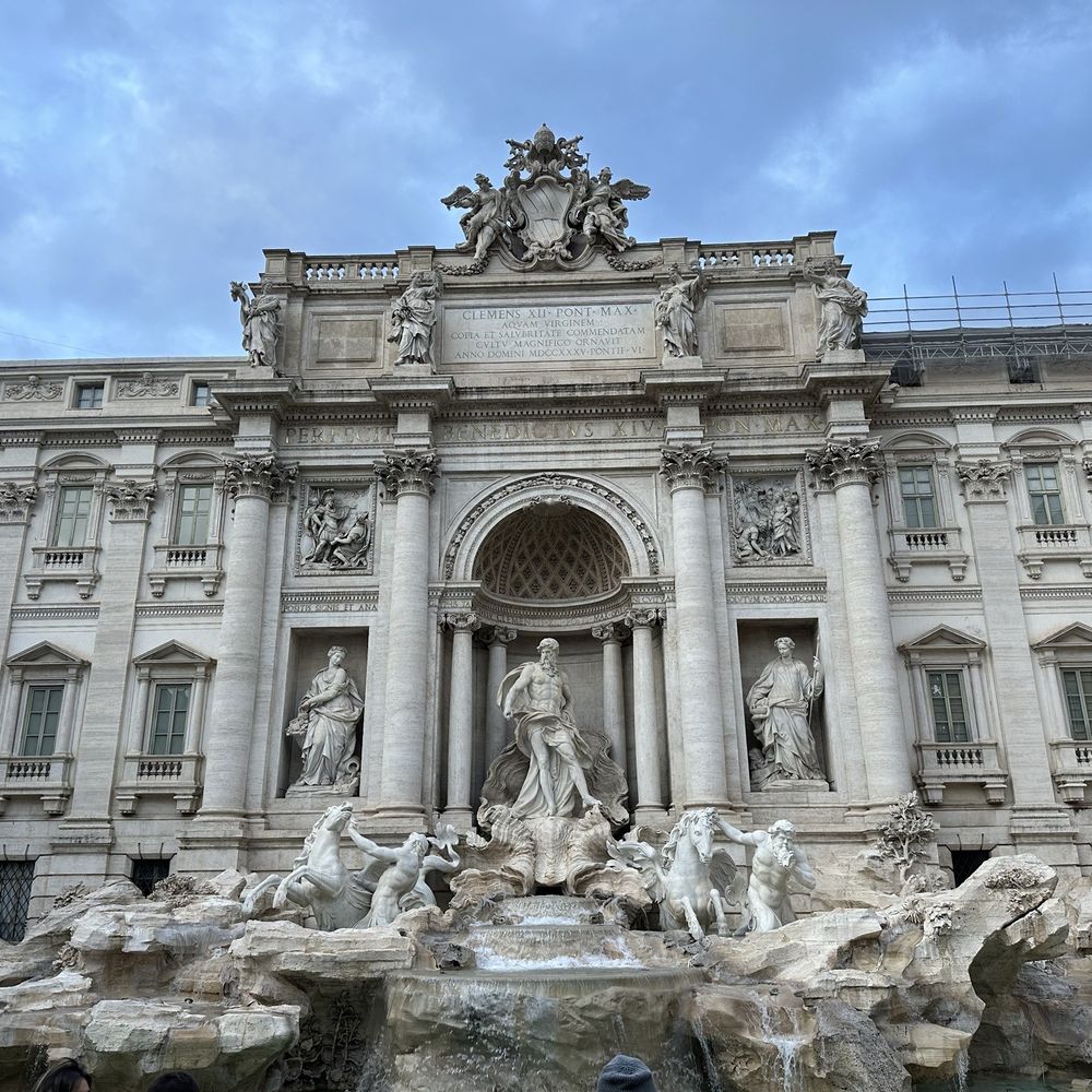 Fontana di Trevi - Landmarks & Historical Buildings Near Me - Rome, RM Fontana di Trevi - Landmarks & Historical Buildings Near Me - Rome, RM