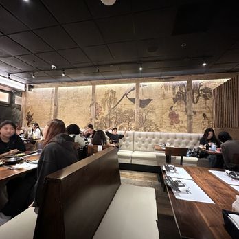Tenno Sushi - Beautiful inside seating and decor IG: @ammysalamii - Japanese Near Me - Los Angeles, California Tenno Sushi - Beautiful inside seating and decor IG: @ammysalamii - Japanese Near Me - Los Angeles, California