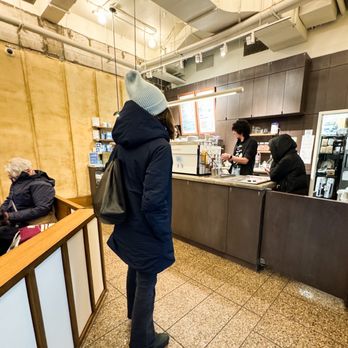 Joe Coffee Company: 13th Street - Order counter - Coffee & Tea Near Me - New York, New York Joe Coffee Company: 13th Street - Order counter - Coffee & Tea Near Me - New York, New York