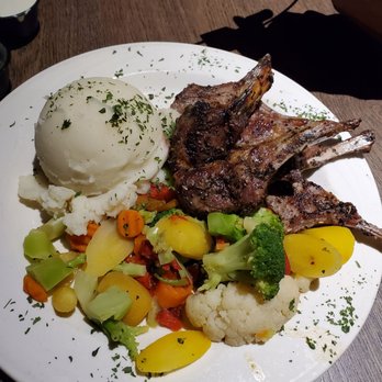 They Say Restaurant - New American Near Me - Harper Woods, Michigan