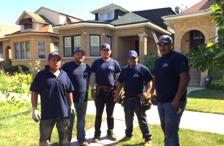 Image showing certified experts working on a roof