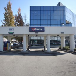 Exterior photo of U.S. Bank Branch - Cincinnati, Ohio Exterior photo of U.S. Bank Branch - Cincinnati, Ohio