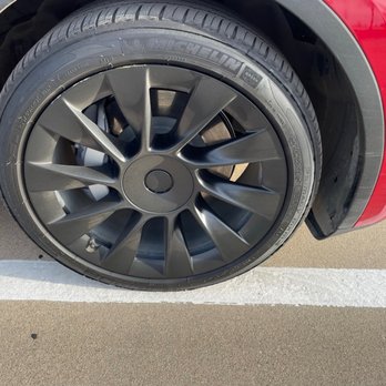 Lonestar Wheel Repair - Before pic of left front rim. Curb rash at top left (about 10/11 o'clock on the wheel) - Powder Coating Near Me - Mansfield, Texas Lonestar Wheel Repair - Before pic of left front rim. Curb rash at top left (about 10/11 o'clock on the wheel) - Powder Coating Near Me - Mansfield, Texas