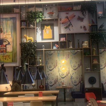 CitizenM - Hotels Near Me - Los Angeles, California