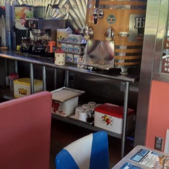 Dolly's Diner - American Near Me - North Apollo, Pennsylvania Dolly's Diner - American Near Me - North Apollo, Pennsylvania