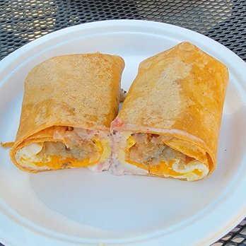 Tumbleweed Cafe - Breakfast burrito - Coffee & Tea Near Me - Gardiner, Montana