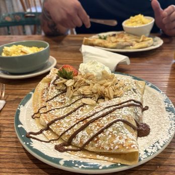Seven Swans Creperie - Creperies Near Me - Milwaukee, Wisconsin Seven Swans Creperie - Creperies Near Me - Milwaukee, Wisconsin