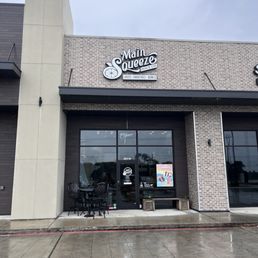 Exterior outside entrance of Main Squeeze Juice Co. - Friendswood, Texas Exterior outside entrance of Main Squeeze Juice Co. - Friendswood, Texas