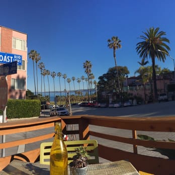 Cody's La Jolla - Breakfast & Brunch Near Me - La Jolla, California