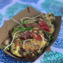 Bardstown Road Farmers Market - Mmm... $9 everything omelette.  They take cash only.