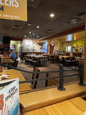 Applebee's Grill + Bar by null