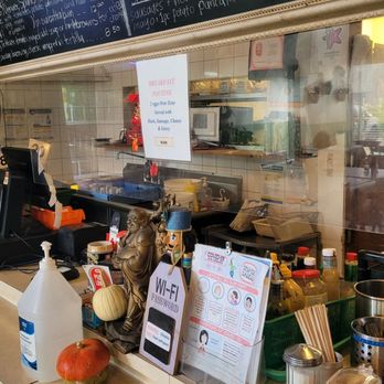Fraser Park Restaurant - Counter - Breakfast & Brunch Near Me - Burnaby, British Columbia Fraser Park Restaurant - Counter - Breakfast & Brunch Near Me - Burnaby, British Columbia