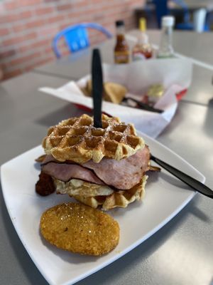 Munch Box | Las Vegas by null