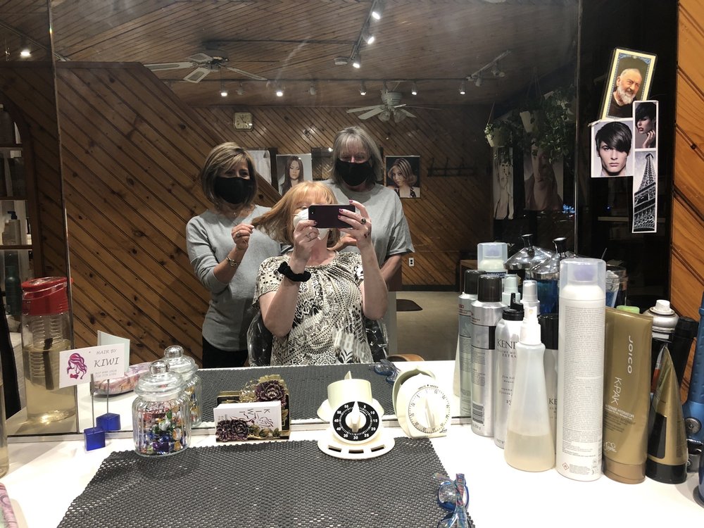 Hair By Kiwi Logo