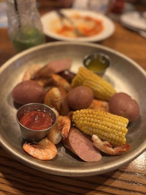 Fishcamp on Broad Creek by null