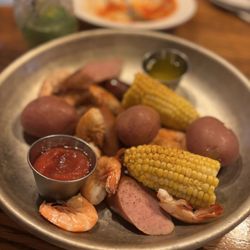 Fishcamp On Broad Creek - Shrimp boil