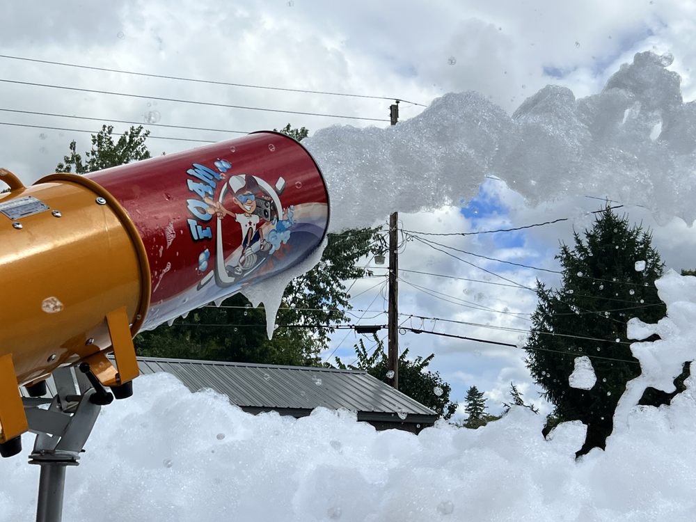 FOAMOFUN FOAM PARTIES Request Information 505 N High St