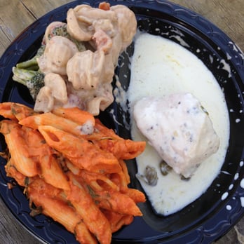 South Park Walkabout - Piacere Mio's orecchiette with Italian sausage in a white creamy sauce, penne pasta in a pink sauce, and chicken in a white wine cream sauce - Festivals Near Me - San Diego, California South Park Walkabout - Piacere Mio's orecchiette with Italian sausage in a white creamy sauce, penne pasta in a pink sauce, and chicken in a white wine cream sauce - Festivals Near Me - San Diego, California