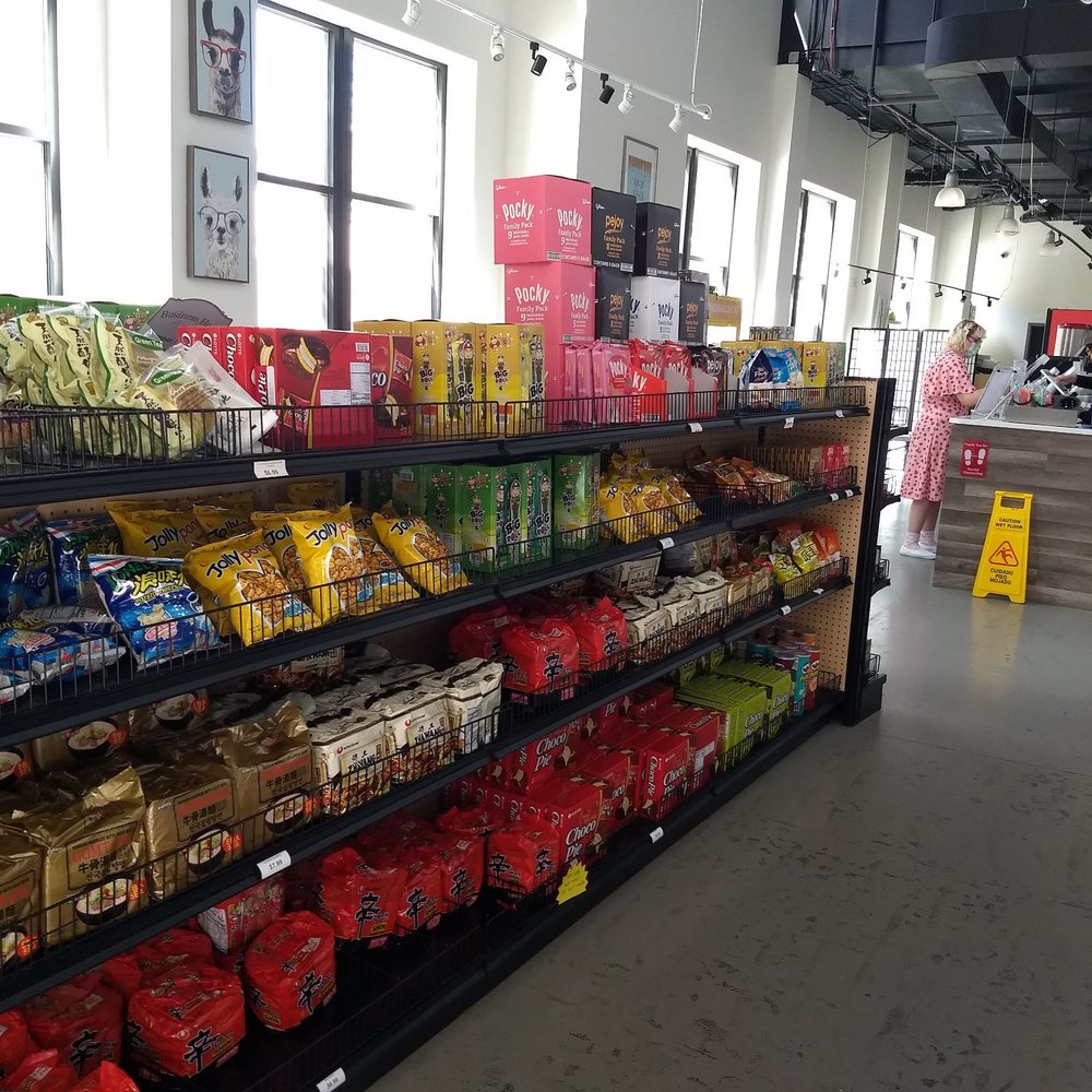 HH Tea - This is the view of the place when you come in. You can see the counter to place order. - Bubble Tea Near Me - Baltimore, Maryland HH Tea - This is the view of the place when you come in. You can see the counter to place order. - Bubble Tea Near Me - Baltimore, Maryland