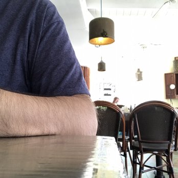 Sal's Ballyhoo's - Dining room - Seafood Near Me - Key Largo, Florida Sal's Ballyhoo's - Dining room - Seafood Near Me - Key Largo, Florida