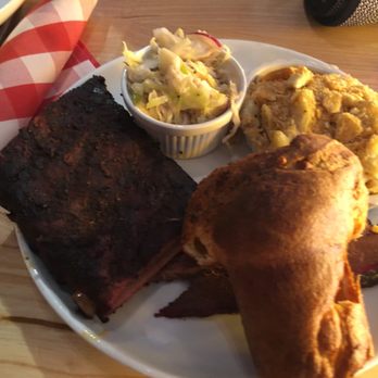 Salt + Smoke - Pop over, Mac and cheese, slaw, brisket, ribs - Bars Near Me - Saint Louis, Missouri Salt + Smoke - Pop over, Mac and cheese, slaw, brisket, ribs - Bars Near Me - Saint Louis, Missouri