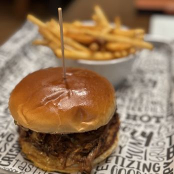 Brick’s Downtown Bar & Grill - Pulled pork - Sports Bars Near Me - Manitowoc, Wisconsin