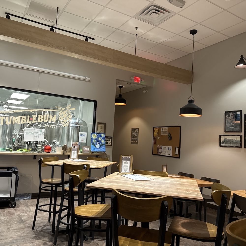 Stumblebum Beer - Interior - Brewpubs Near Me - Troy, Michigan Stumblebum Beer - Interior - Brewpubs Near Me - Troy, Michigan