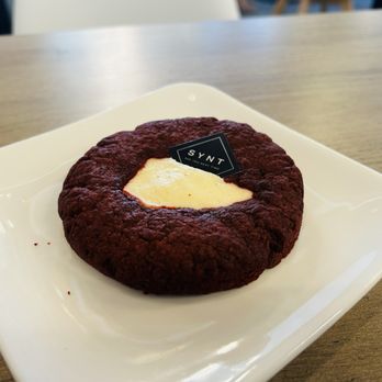 Elite Experience: SYNT Coffee - In a west end town in a dead end world  Sea Salt Caramel Toffee Nut Einspänner Caffè Latte, Ganesh Chocolate Cake, & Red Velvet Cream Cheese - Yelp Events Near Me - Los Angeles, California
