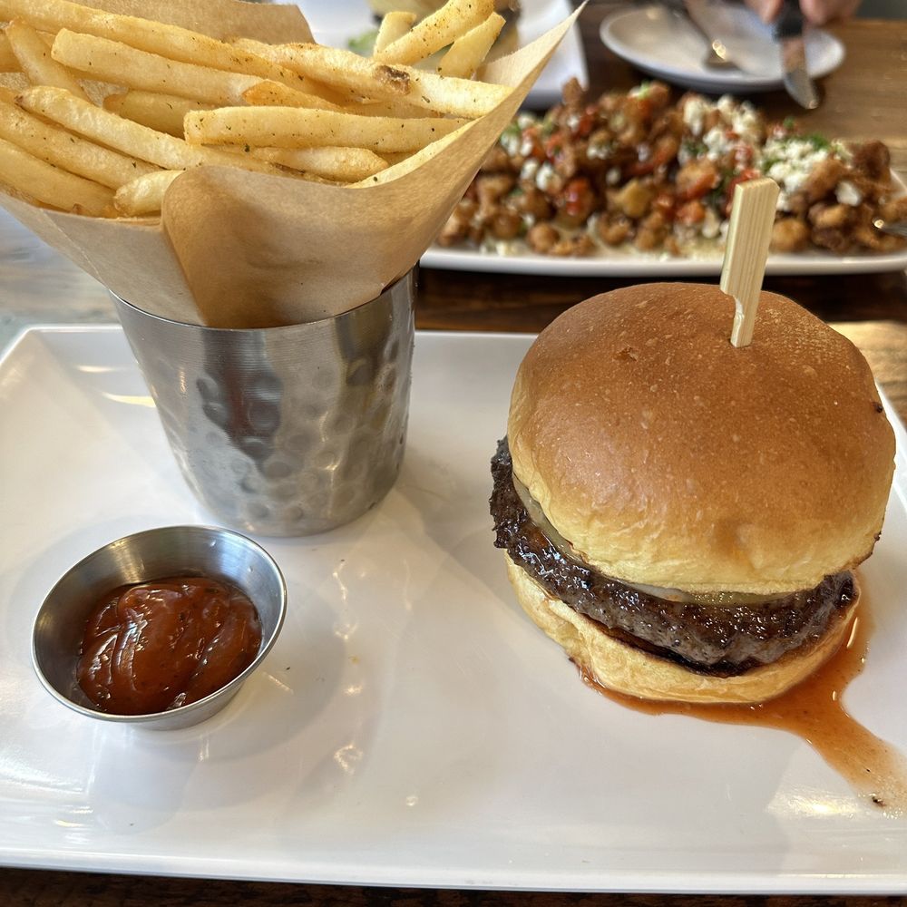 Finney's Crafthouse - Bison Burger - New American Near Me - Brea, California