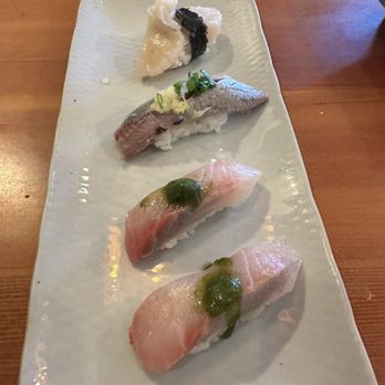 Natsunoya Tea House - Top to bottom: scallop, iwashi, kanpachi - Sushi Bars Near Me - Honolulu, Hawaii