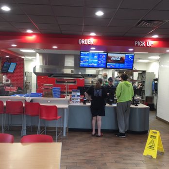 Dominos - Pizza Near Me - Greencastle, Indiana
