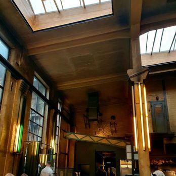 Eisenstein - Gastraum - Italian Near Me - Hamburg, HH